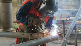 Надбавки за профессиональное мастерство: как учесть по налогу на прибыль