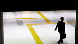 Как проверить, является ли работник налоговым резидентом РФ?