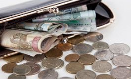 Операции приостановлены, а у банка  отозвали лицензию. Другой счет не  открыть