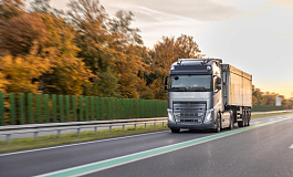 Работодатель вправе  установить более строгие требования по сравнению с отраслевыми актами