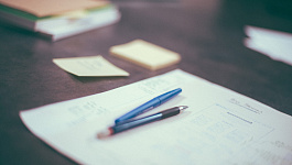 Как при увольнении сотруднику выдать документы, которые он не может получить лично?